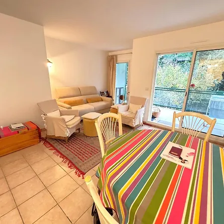 T2 Proche Centre Et Plage, Terrasse, Garage - Fr-1-474-71 Daire
